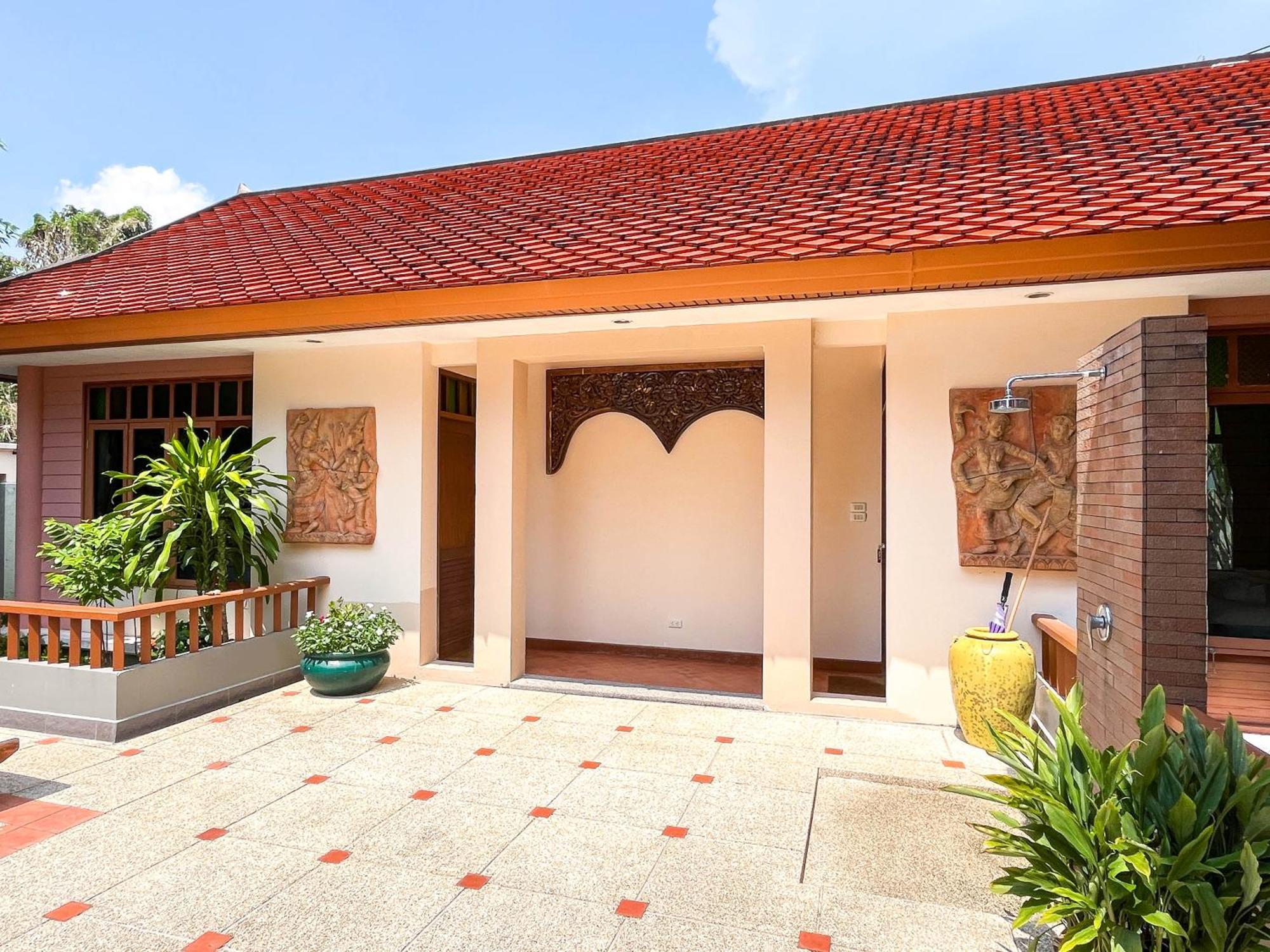 Baleeyan Residence Thalang Rum bild