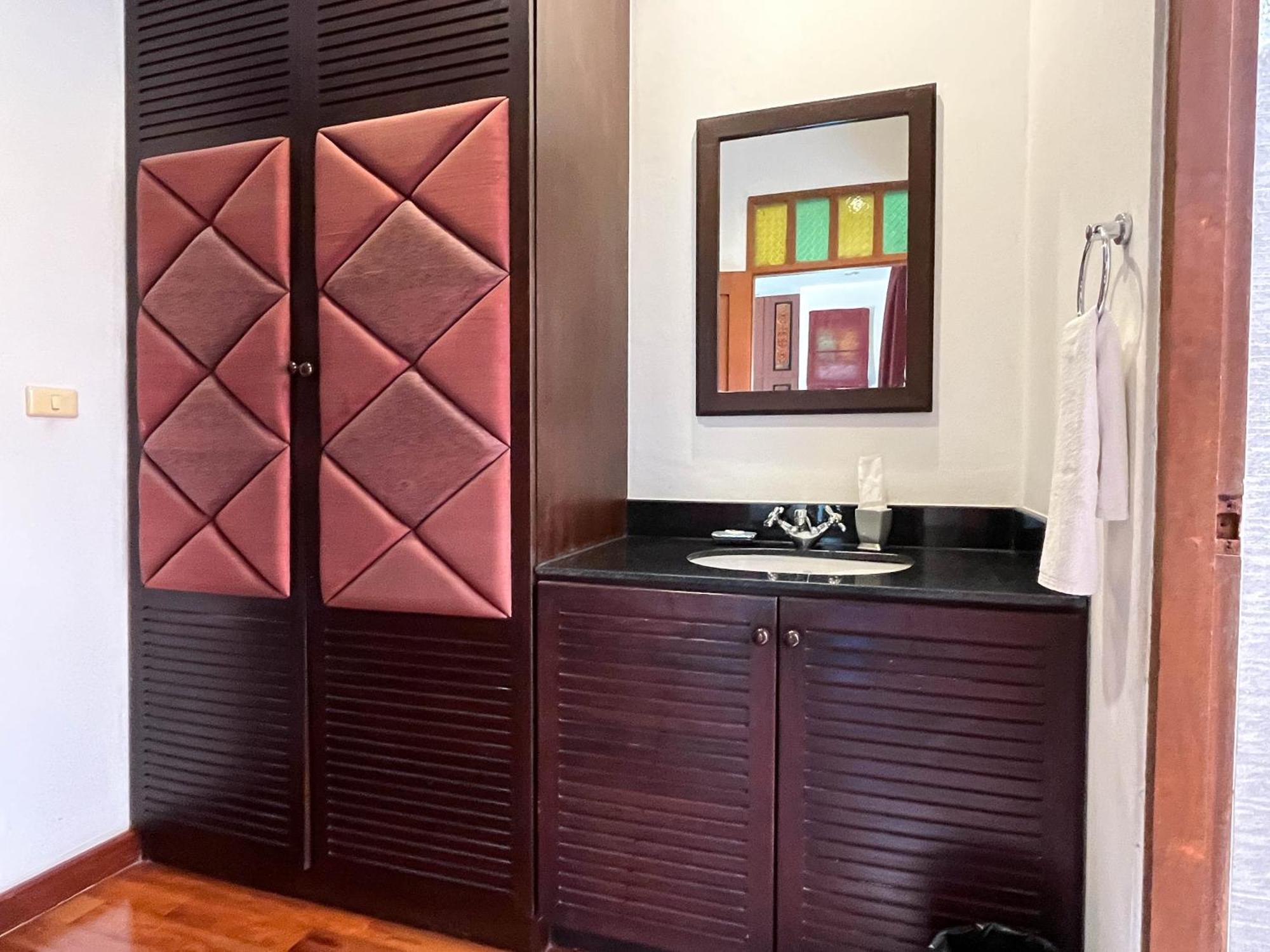 Baleeyan Residence Thalang Rum bild