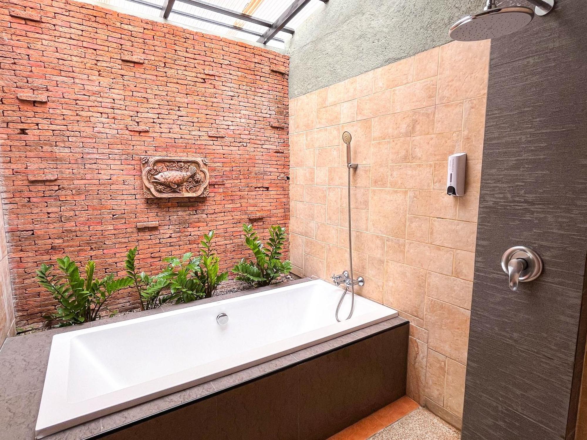 Baleeyan Residence Thalang Rum bild