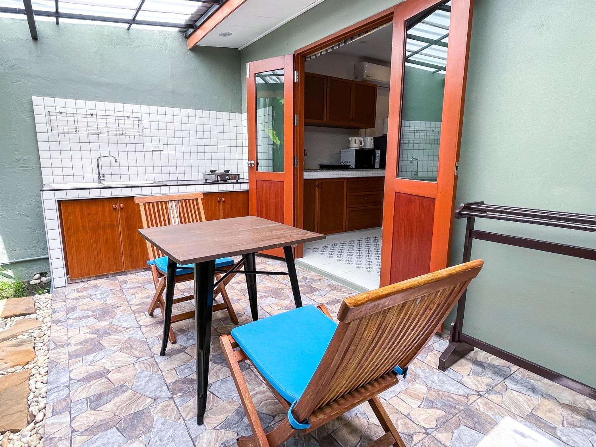Baleeyan Residence Thalang Rum bild