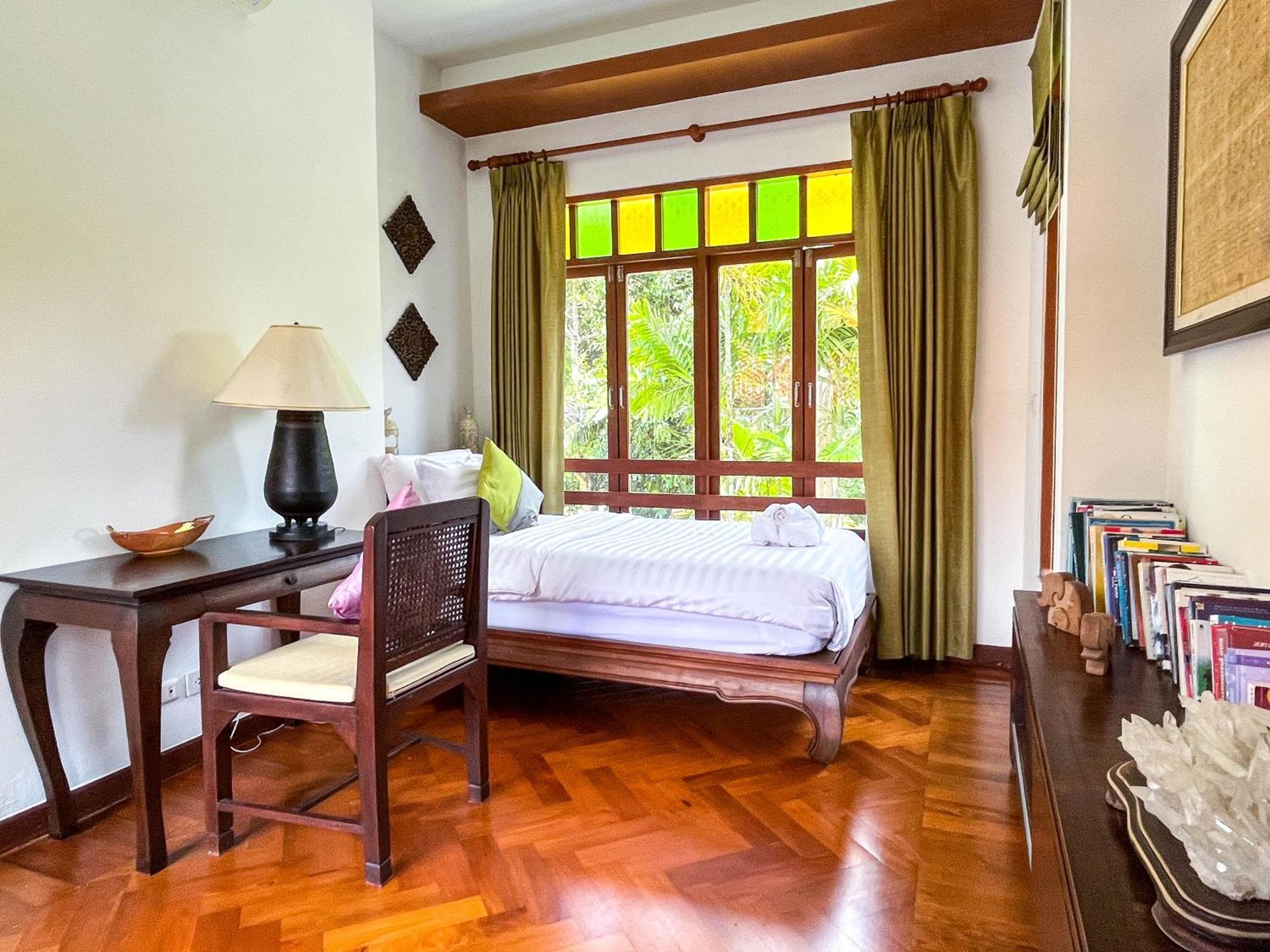 Baleeyan Residence Thalang Rum bild